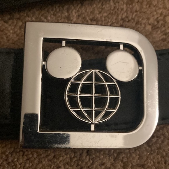 Disney belt - Picture 2 of 2